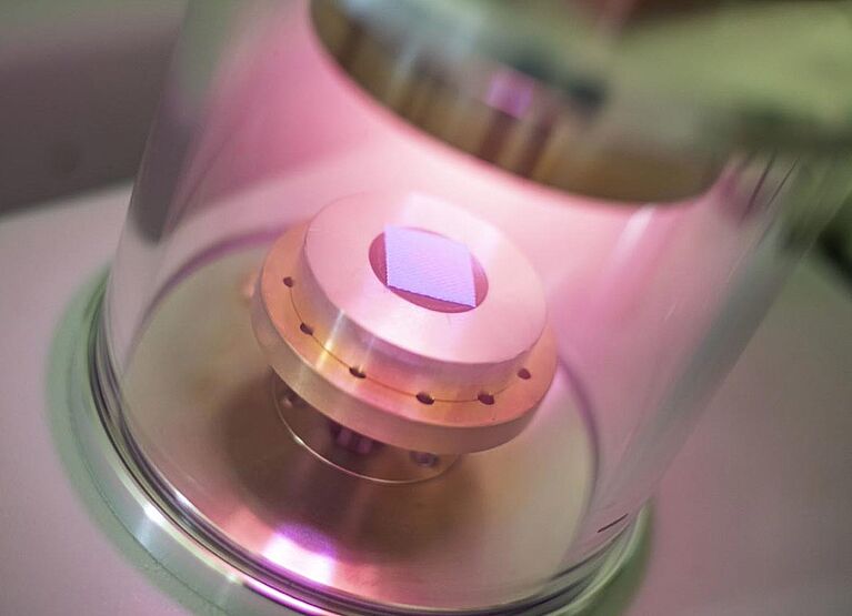 Material and Surface Integrity Testing for Medical Devices Fixture with test sample for surface analysis under scanning electron microscope